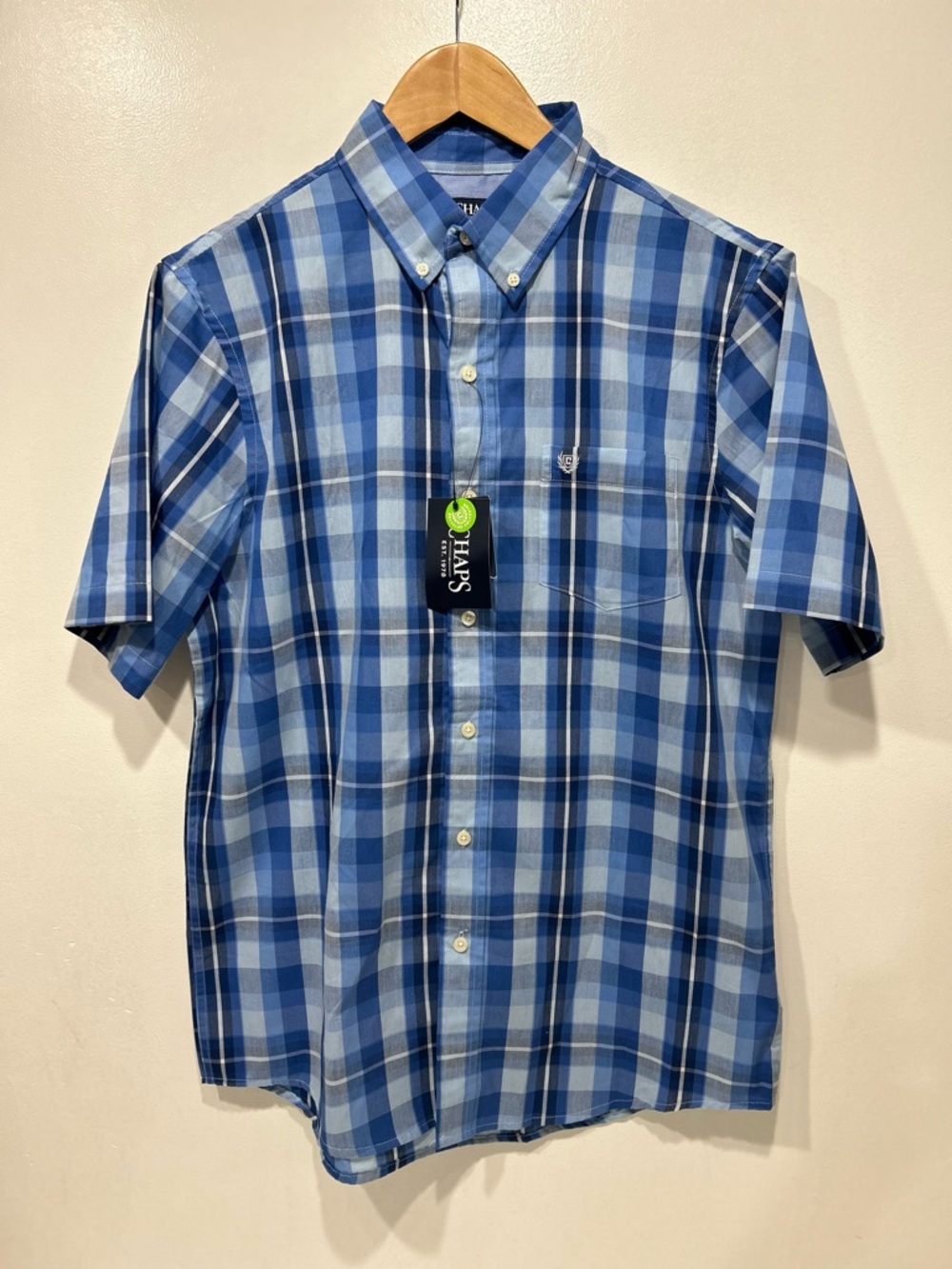 Chaps Men’s Blue Plaid Short Sleeve Button Down Shirt Size M Cotton Blend NWT